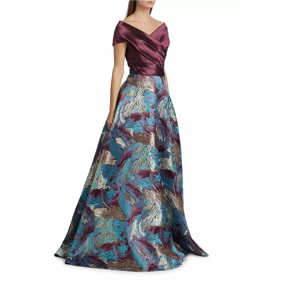 Teri Jon by Rickie Freeman Draped Taffeta Metallic Gown. Size 2 - Picture 3 of 8